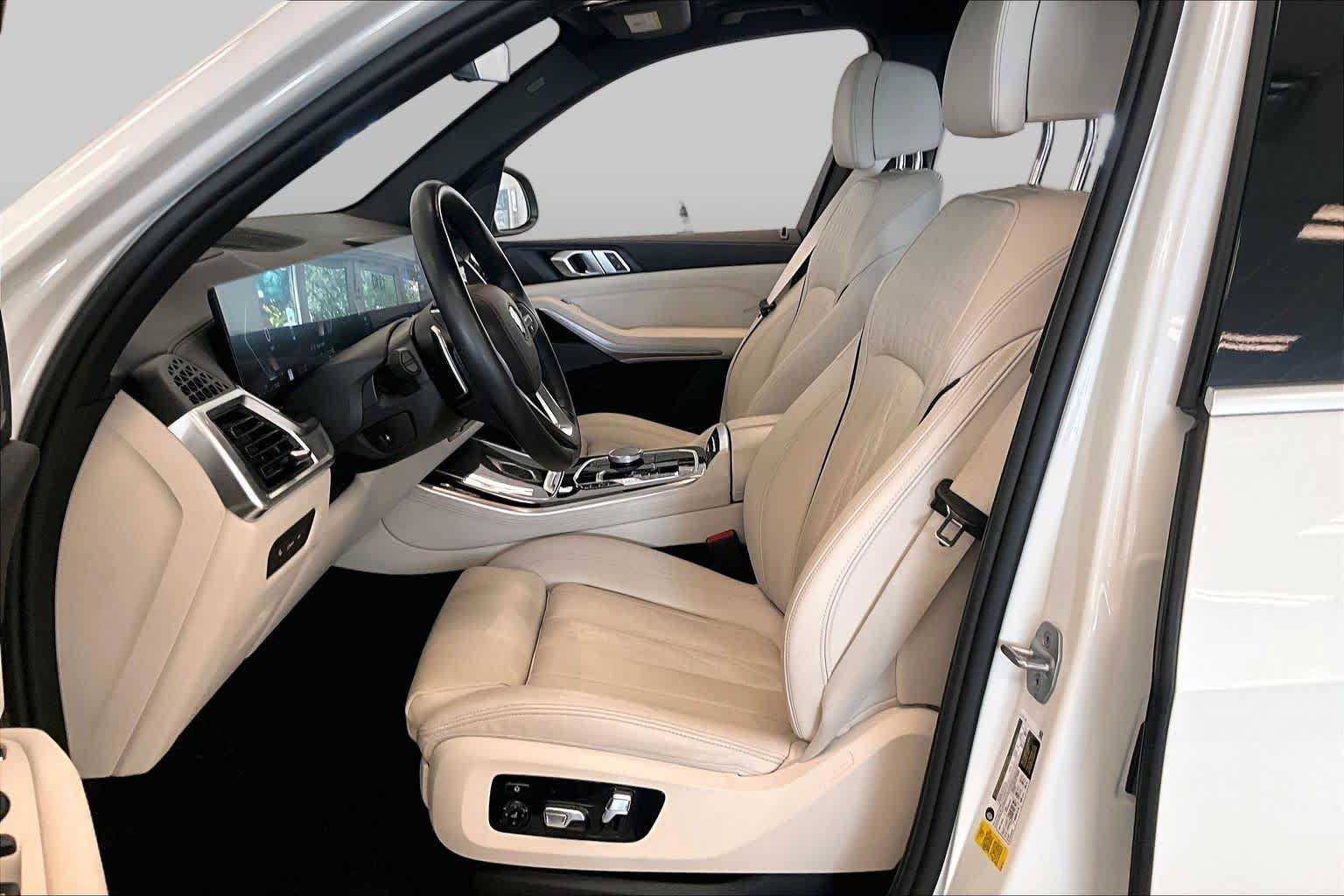 Used 2024 BMW X5 sDrive40i w/ Premium Package RWD image 7