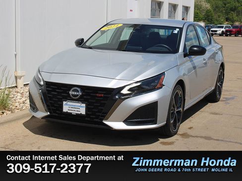 Used 2024 Nissan Altima 2.5 SR AWD/4WD image 24