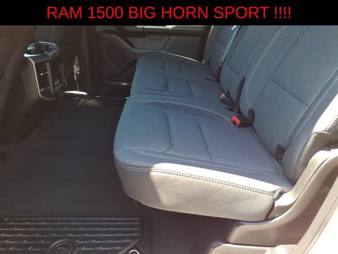 Used 2022 RAM 1500 Big Horn AWD/4WD image 11