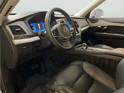Used 2025 Volvo XC90 B5 Core AWD/4WD image 75