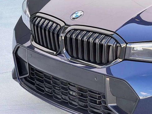 Used 2023 BMW 330i xDrive Sedan w/ M Sport Package AWD/4WD image 37