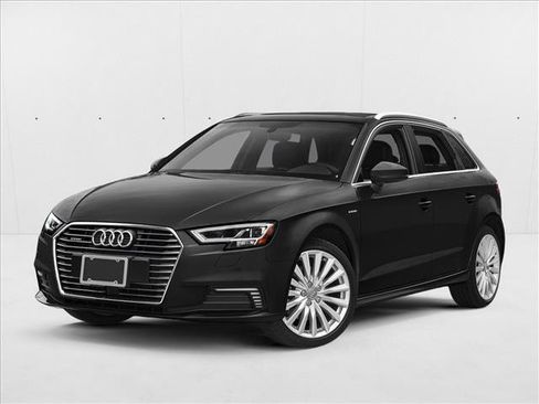 Used 2017 Audi A3 e-tron Premium image 1