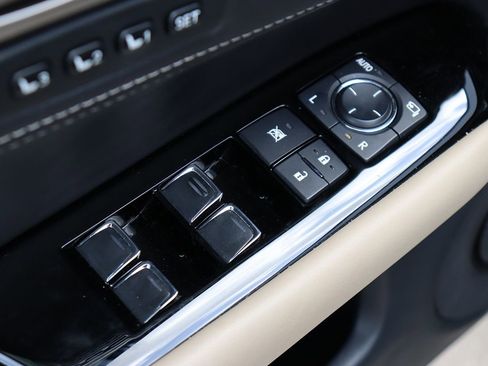 Used 2016 Lexus GS 350 image 40