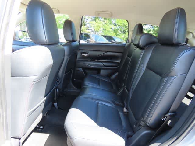 Used 2020 Mitsubishi Outlander SEL AWD/4WD image 13