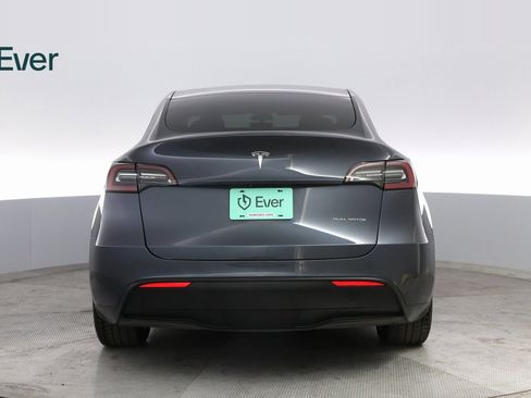 Used 2020 Tesla Model Y Performance image 13