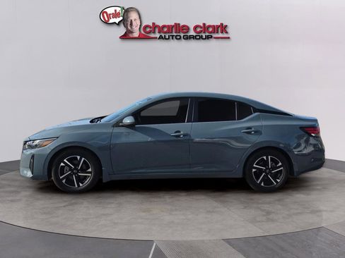 Certified 2025 Nissan Sentra SV FWD image 3