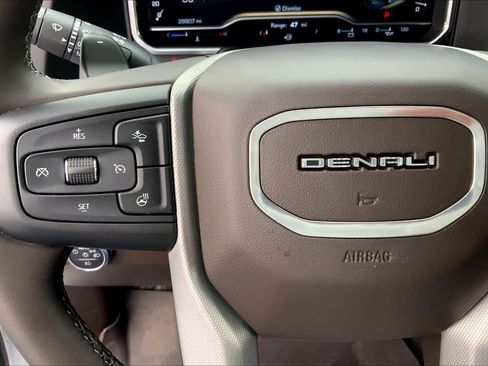 Used 2023 GMC Sierra 1500 Denali w/ Denali Reserve Package AWD/4WD image 24
