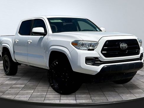 Used 2019 Toyota Tacoma SR w/ SR Convenience Package AWD/4WD image 11