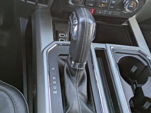 Used 2018 Ford F150 Lariat image 11