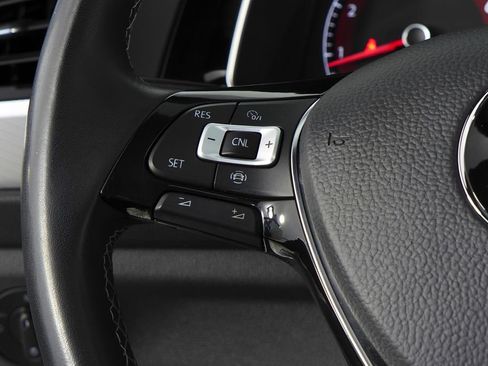Used 2019 Volkswagen Jetta R-Line FWD image 29