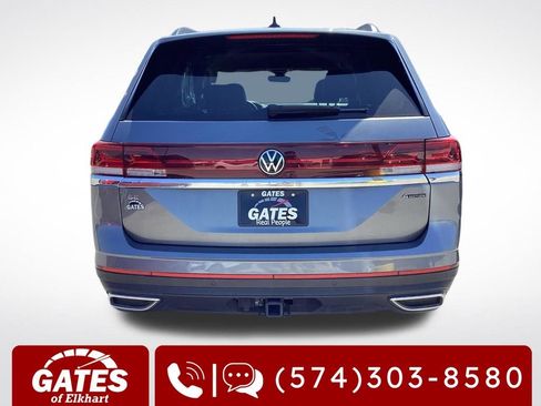 Used 2024 Volkswagen Atlas SE AWD/4WD image 9