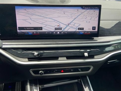 Used 2024 BMW X5 xDrive50e w/ M Sport Package AWD/4WD image 18