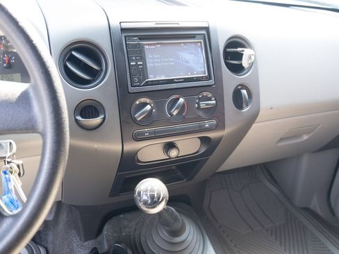 Used 2007 Ford F150 XL RWD image 3