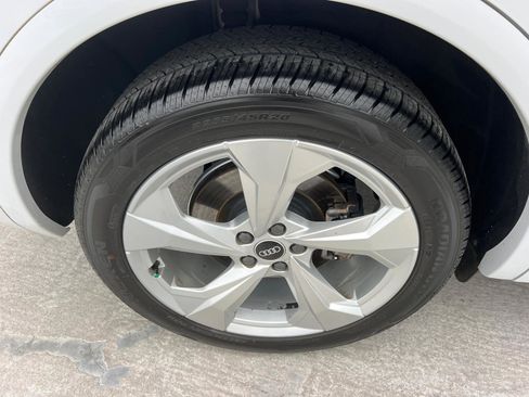 Used 2022 Audi Q5 2.0T Premium Plus w/ Premium Plus Package image 17