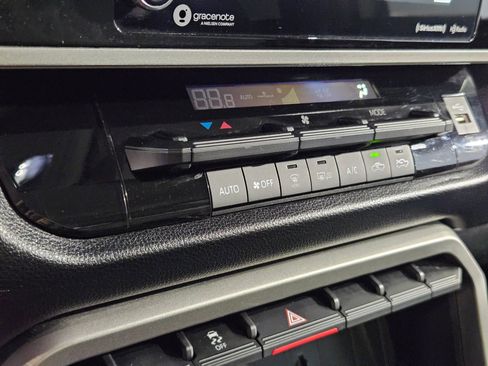 Used 2022 Toyota Tundra SR5 image 28