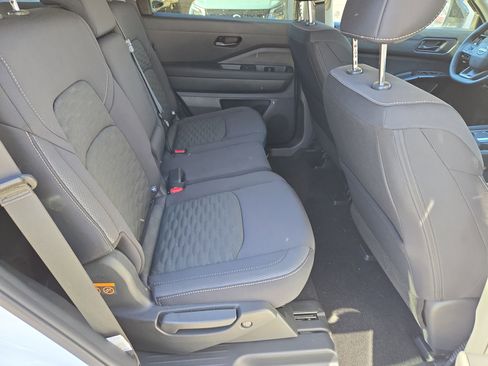 New 2026 Nissan Pathfinder SV AWD/4WD image 20