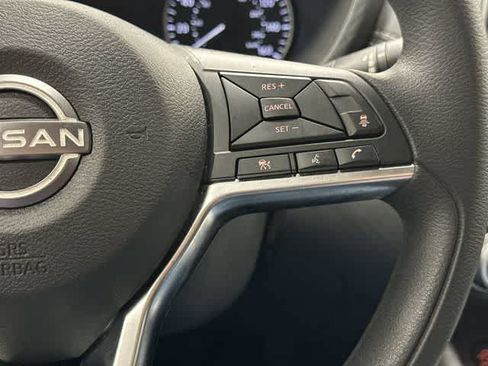 Used 2024 Nissan Sentra SV FWD image 18