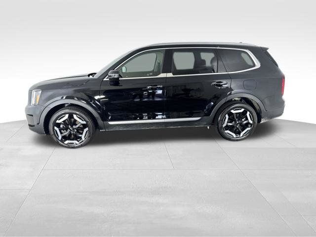 Certified 2025 Kia Telluride S FWD image 10