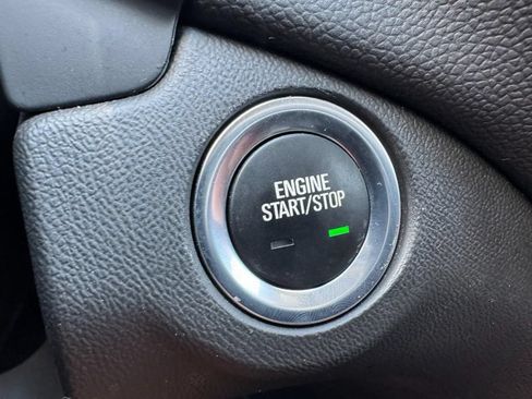 Used 2022 Chevrolet Equinox LT FWD image 21
