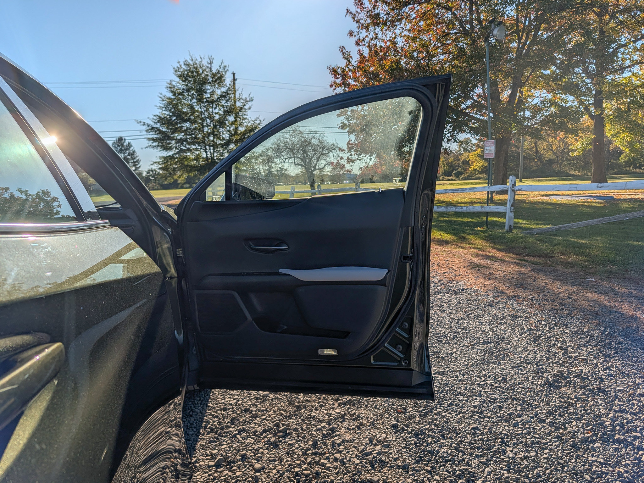 Used 2019 Lexus UX 200 w/ Premium Package FWD image 13