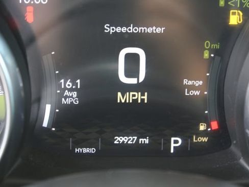Used 2023 Jeep Wrangler Unlimited Sahara w/ Cold Weather Group AWD/4WD image 21