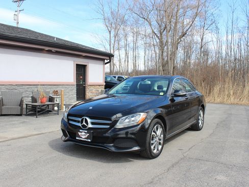 Used 2016 Mercedes-Benz C 300 4MATIC Sedan image 12