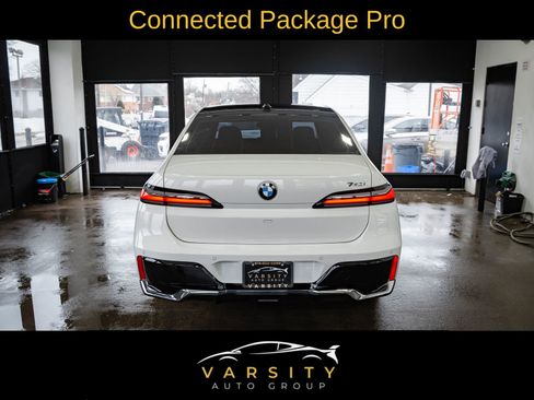 Used 2025 BMW 740i image 5