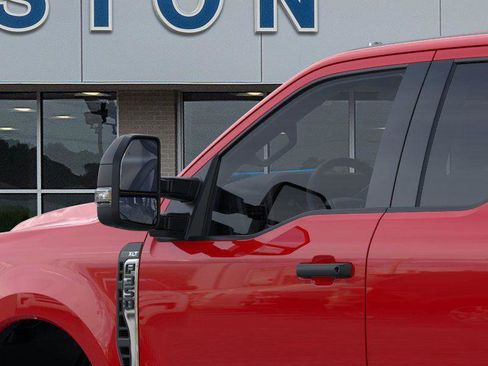 New 2026 Ford F350 XLT image 20