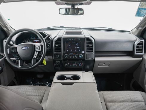 Used 2019 Ford F150 XLT w/ Equipment Group 302A Luxury AWD/4WD image 17