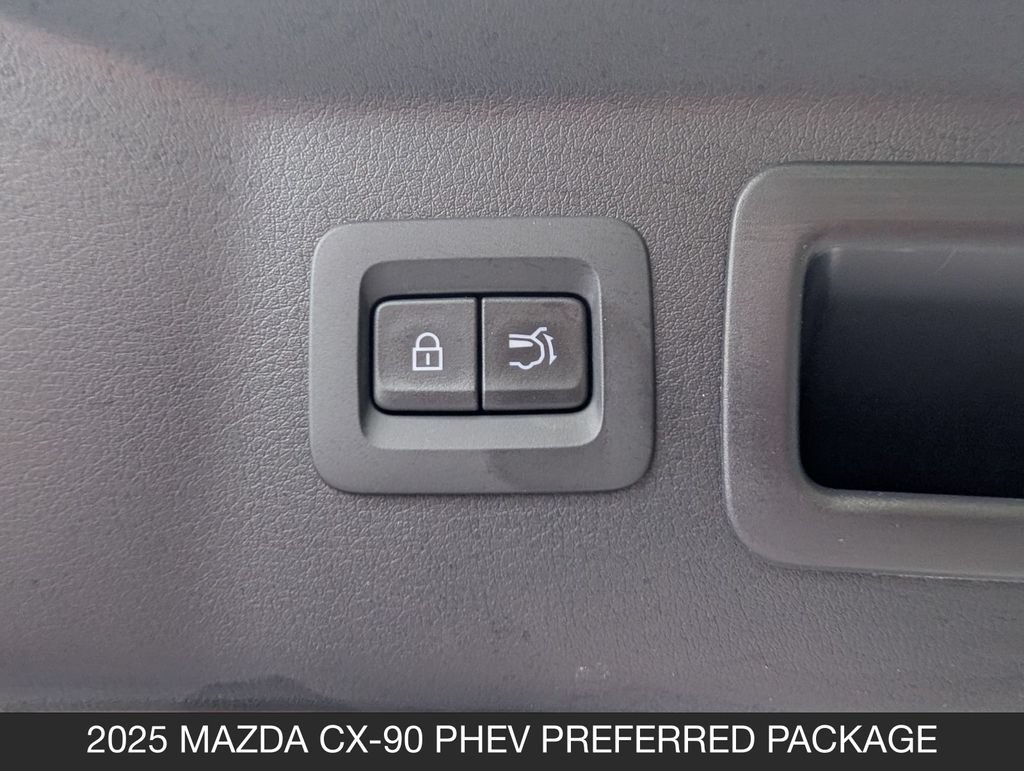 Certified 2025 MAZDA CX-90 Plug-In Hybrid w/ Preferred AWD/4WD image 31
