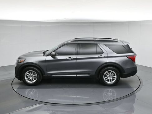 Certified 2025 Ford Explorer Active RWD image 43