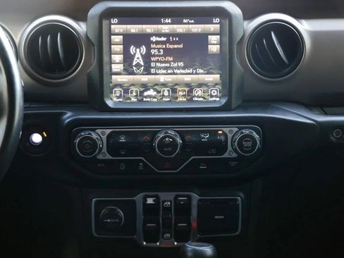 Used 2020 Jeep Gladiator Sport w/ Quick Order Package 24S image 39