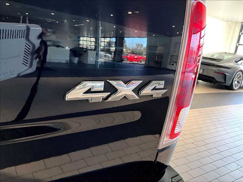 Used 2018 RAM 1500 Laramie w/ Convenience Group image 40