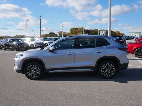 New 2025 Volkswagen Tiguan S image 3