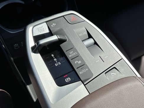 Certified 2025 BMW X2 xDrive28i image 26