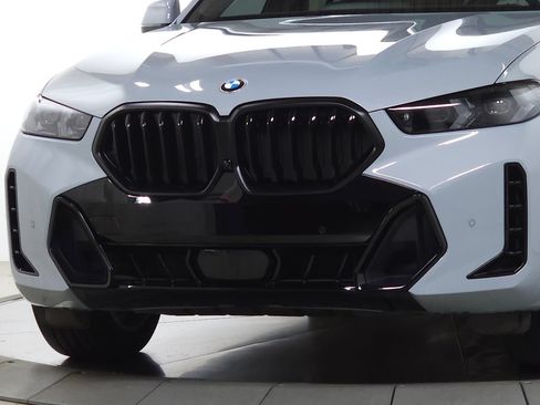 Used 2024 BMW X6 xDrive40i w/ Executive Package AWD/4WD image 5
