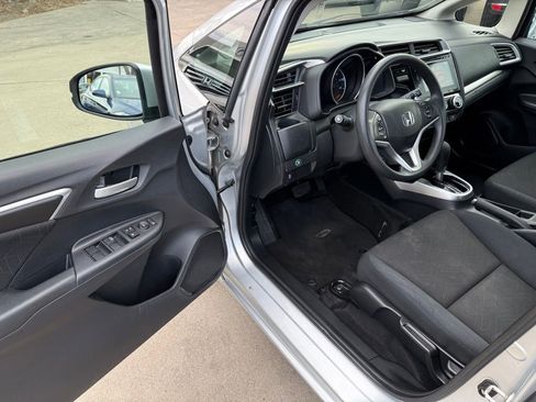 Used 2015 Honda Fit EX image 11