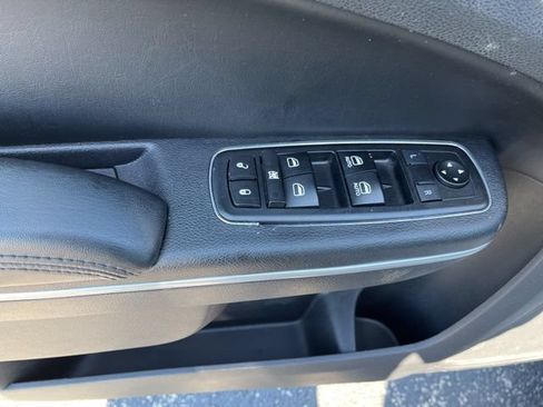 Used 2019 Chrysler 300 Touring L w/ Quick Order Package 22F RWD image 35
