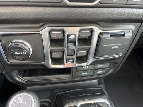 New 2026 Jeep Wrangler Unlimited Sport image 23