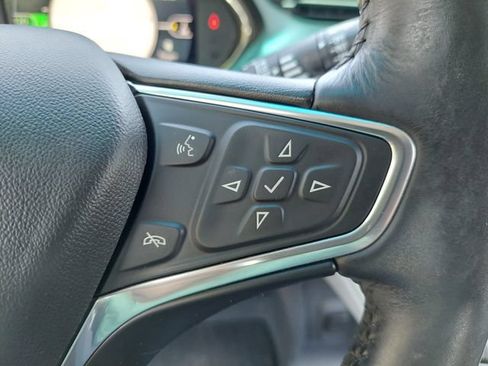 Used 2017 Chevrolet Bolt Premier w/ Infotainment Package FWD image 26
