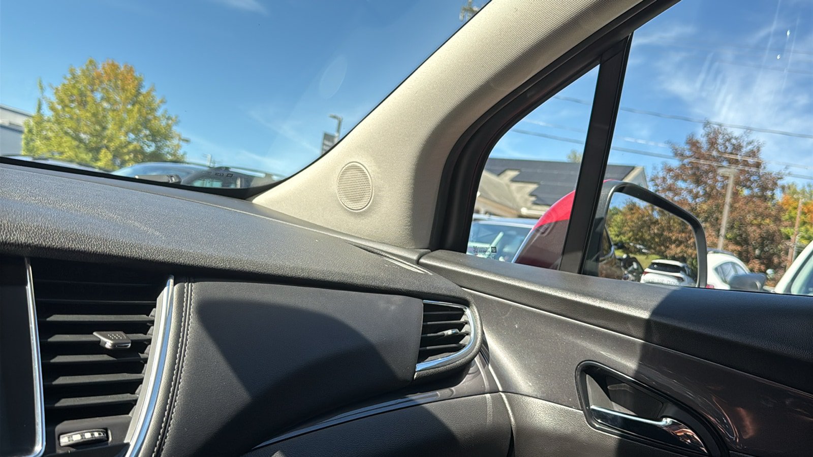 Used 2019 Buick Encore Preferred w/ Safety Package AWD/4WD image 20