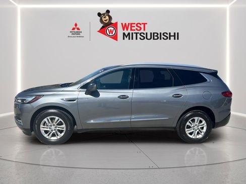 Used 2018 Buick Enclave Essence w/ Trailering Package image 3