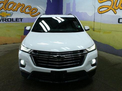 Used 2022 Chevrolet Traverse LT image 4