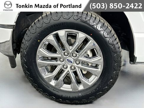 Used 2025 Ford F150 Lariat w/ Equipment Group 501A Mid image 32