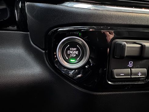 Certified 2025 Chevrolet Silverado 2500 LT image 22