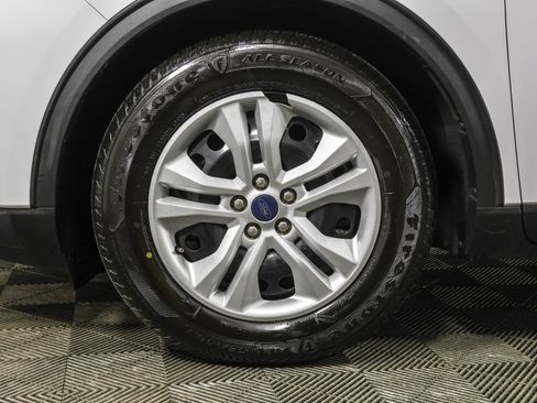 Used 2021 Ford Escape S image 19