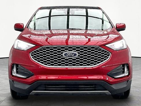 Certified 2024 Ford Edge SEL w/ Convenience Package AWD/4WD image 3
