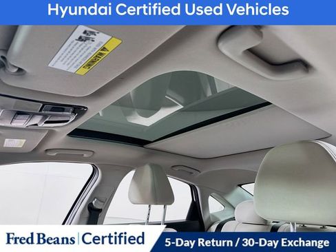 Certified 2023 Hyundai Sonata SEL w/ Convenience Package image 5