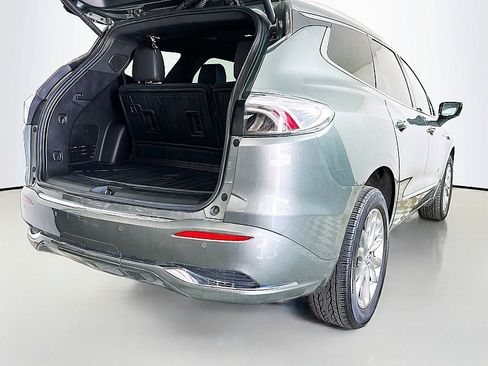 Used 2023 Buick Enclave Avenir w/ Avenir Technology Package image 28