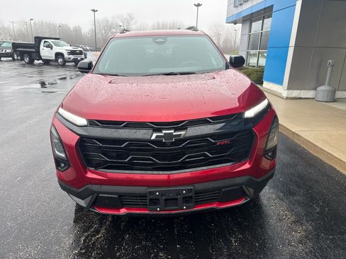Used 2025 Chevrolet Equinox RS w/ Safety and Technology Package AWD/4WD image 2